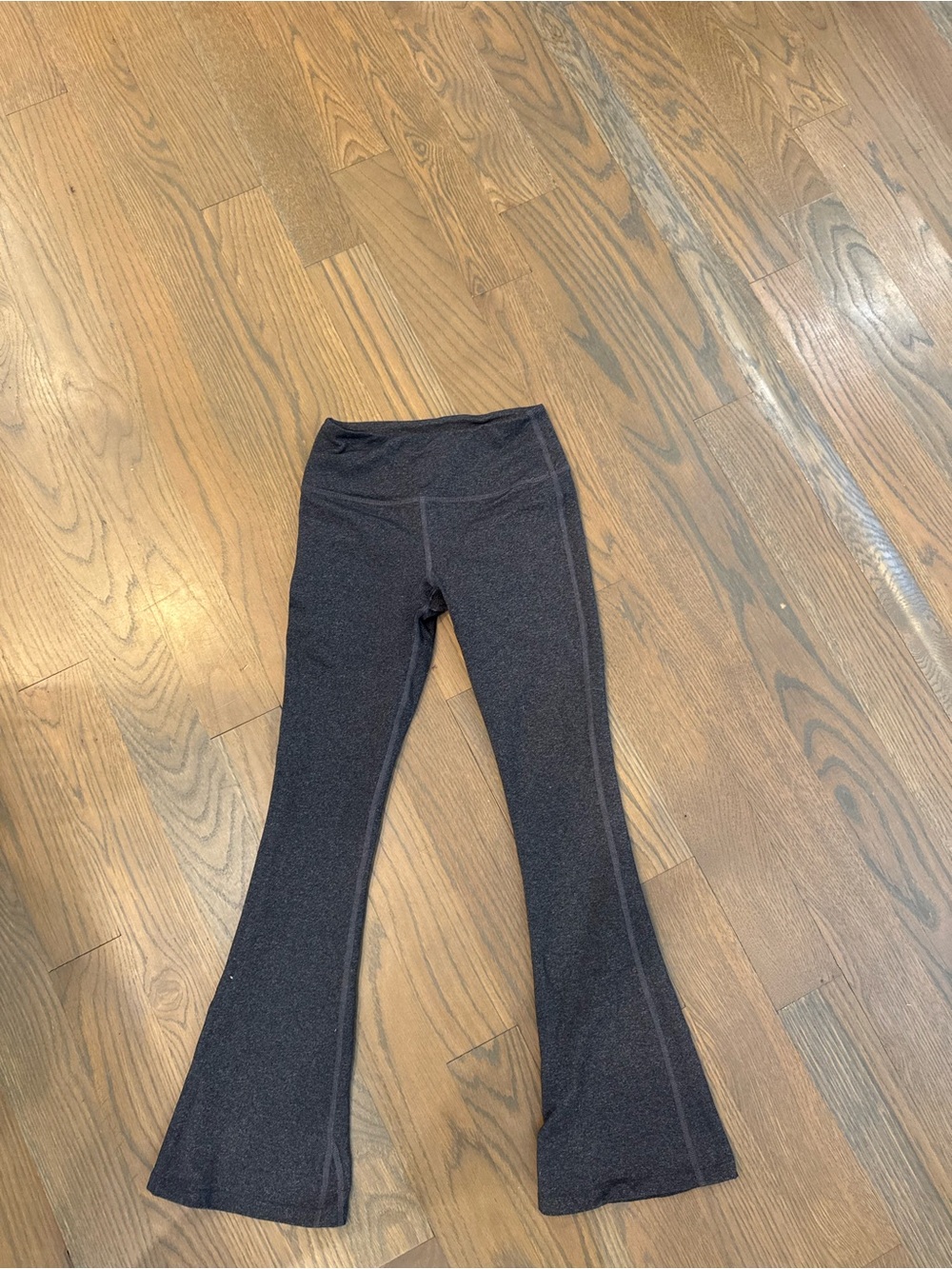Split59Short yoga pants